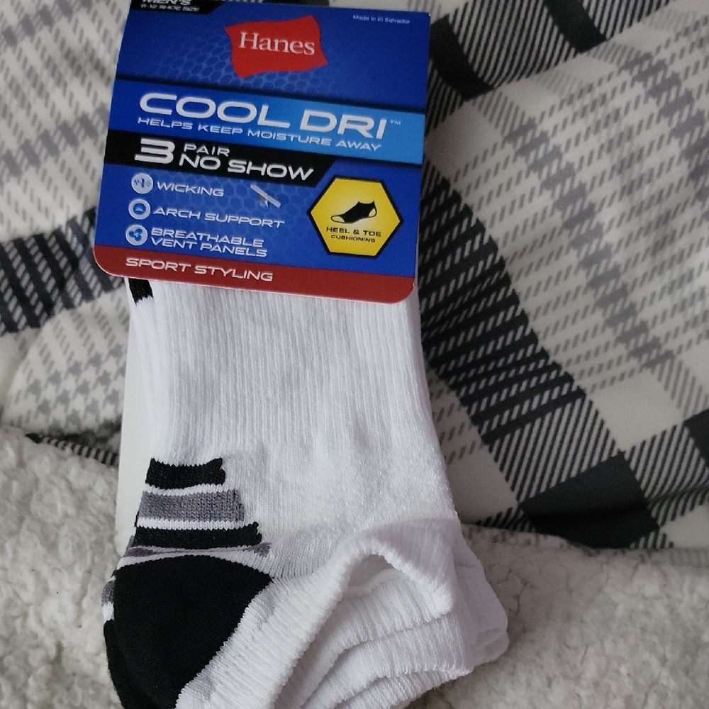 Hanes Cool Dri White and Black Athletic Socks